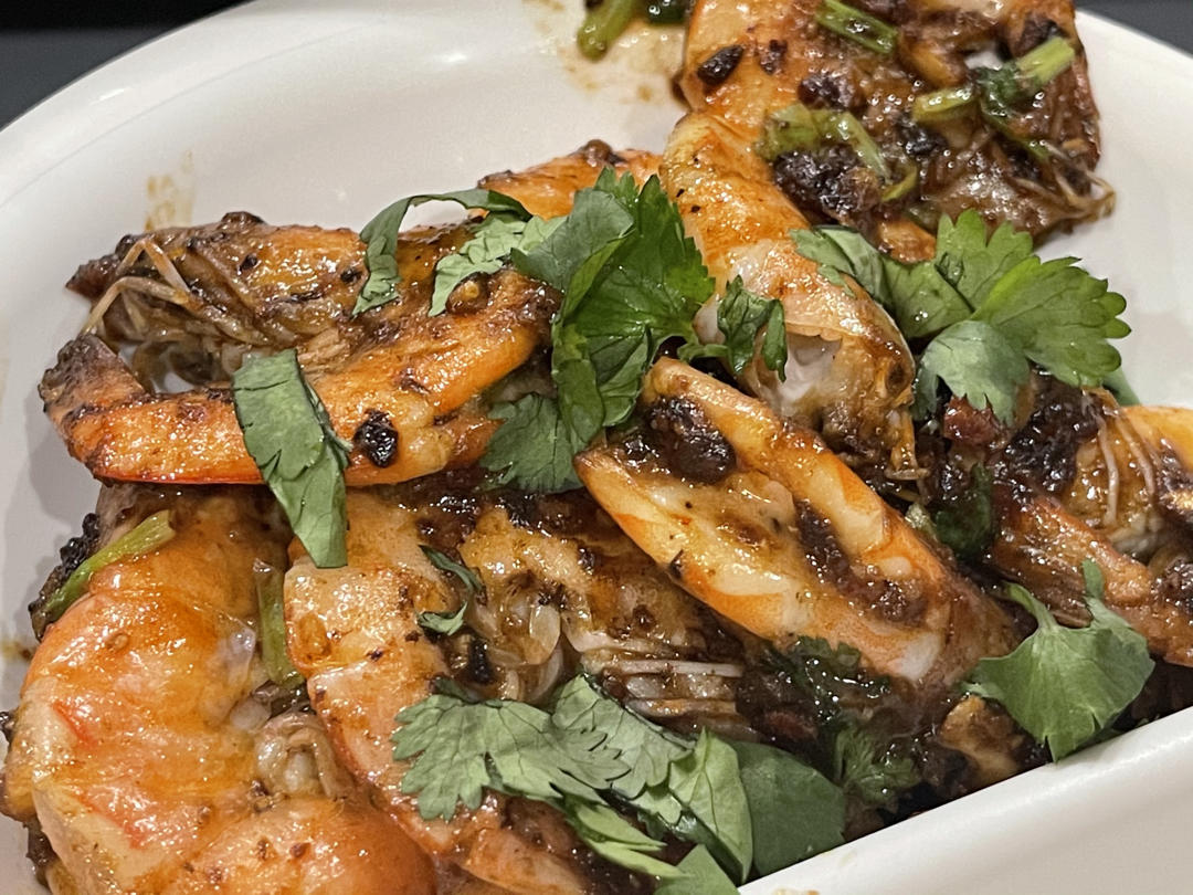 懒人版“胡椒虾”，没有秘诀没有特别调料超简单超好味而且适合宴客