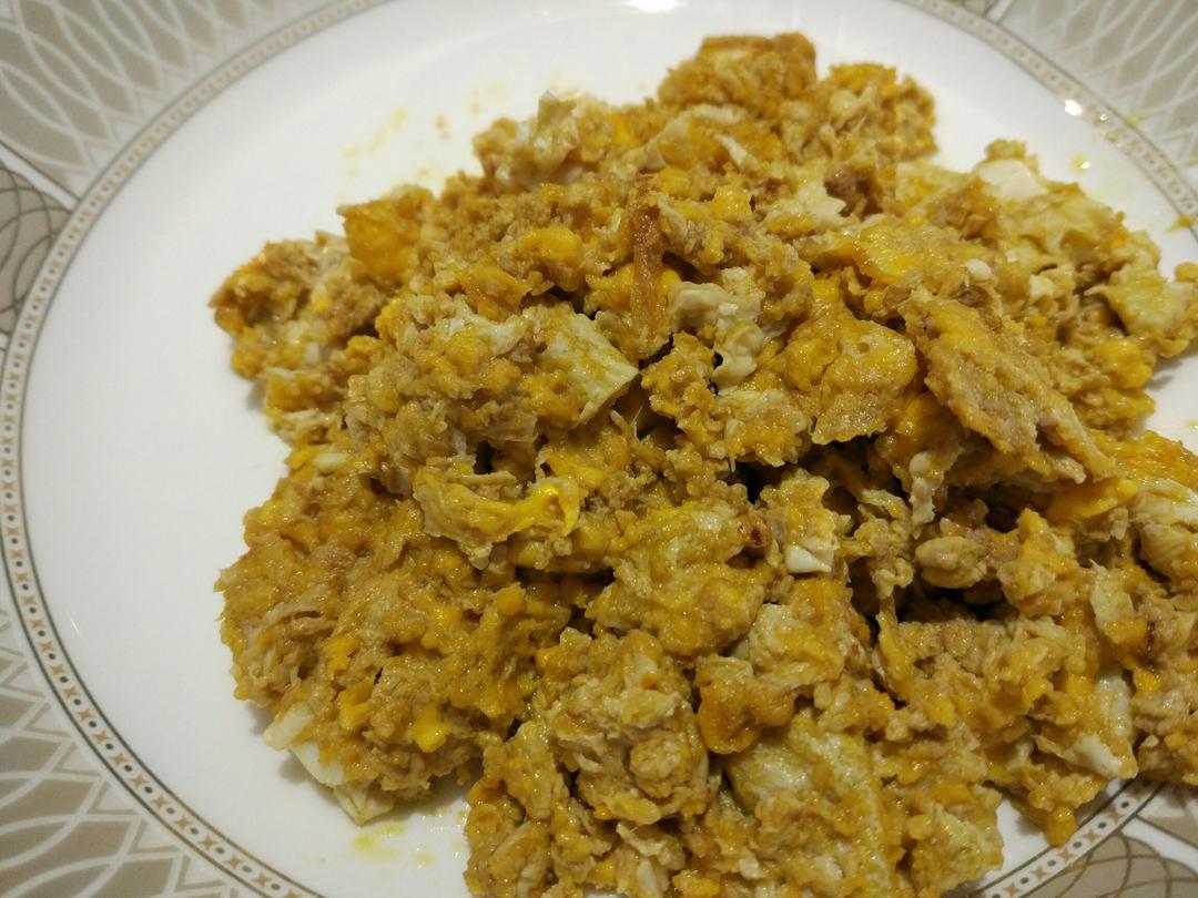 赛螃蟹/蟹黄蛋 (鸭蛋消耗好办法)