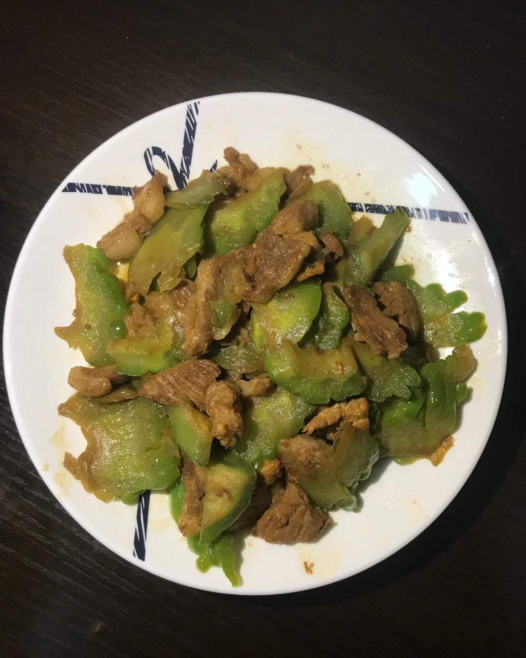 苦瓜炒肉