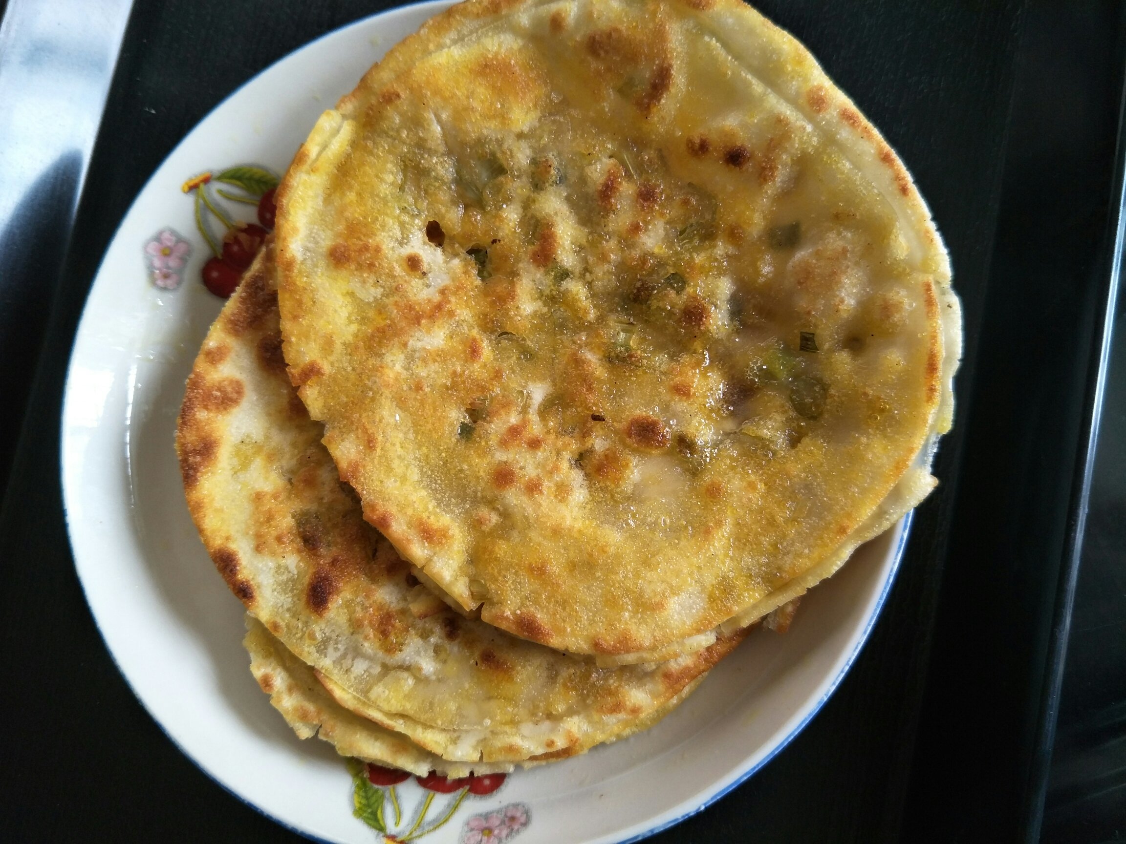 水饺皮｛葱油饼｝