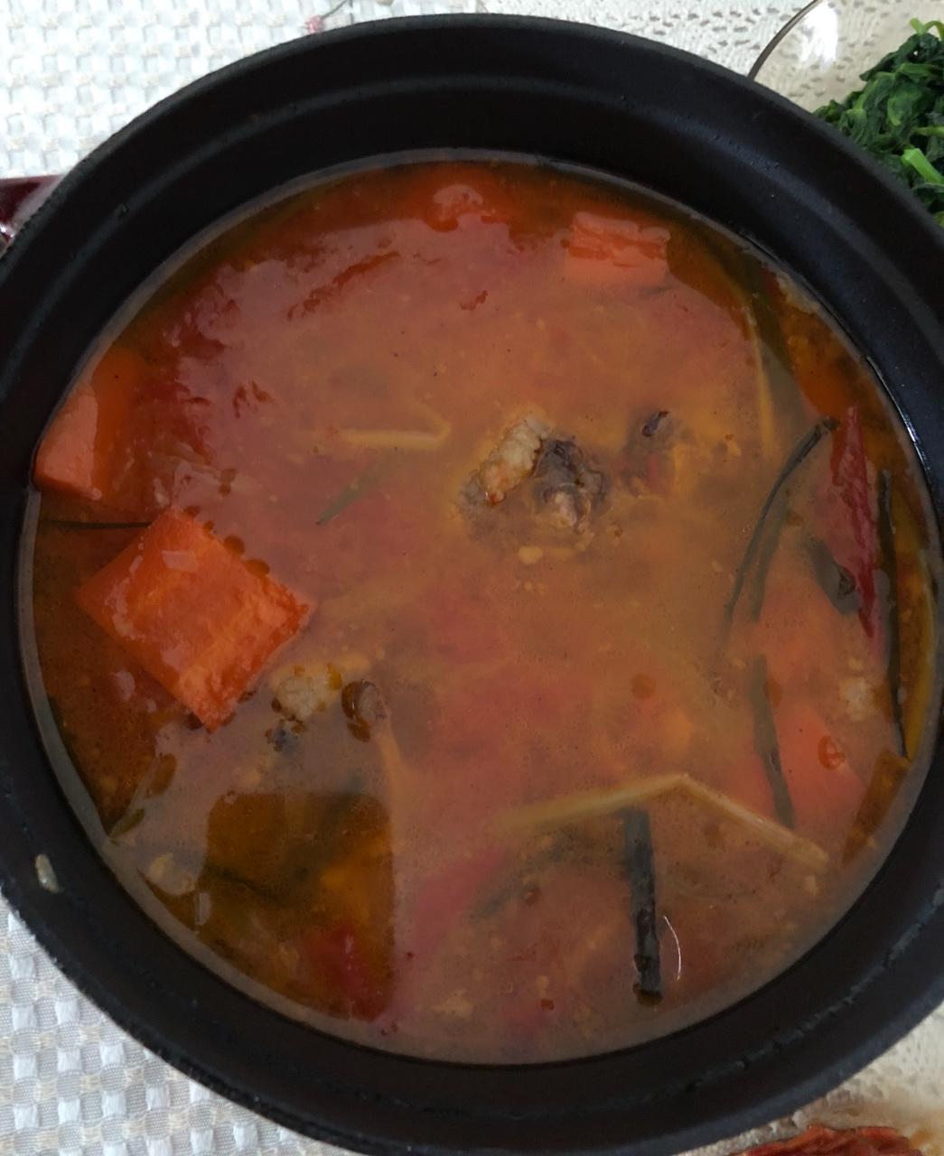 番茄牛尾汤--Staub珐琅铸铁锅