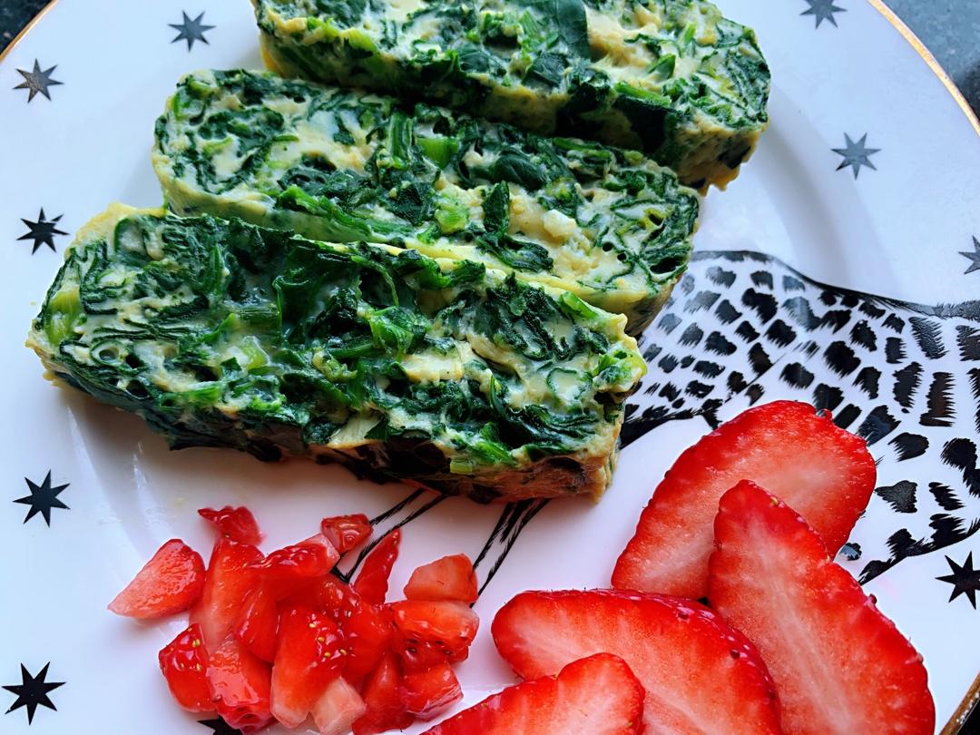 蘸汁菠菜鸡蛋糕——春季养生多吃菠菜
