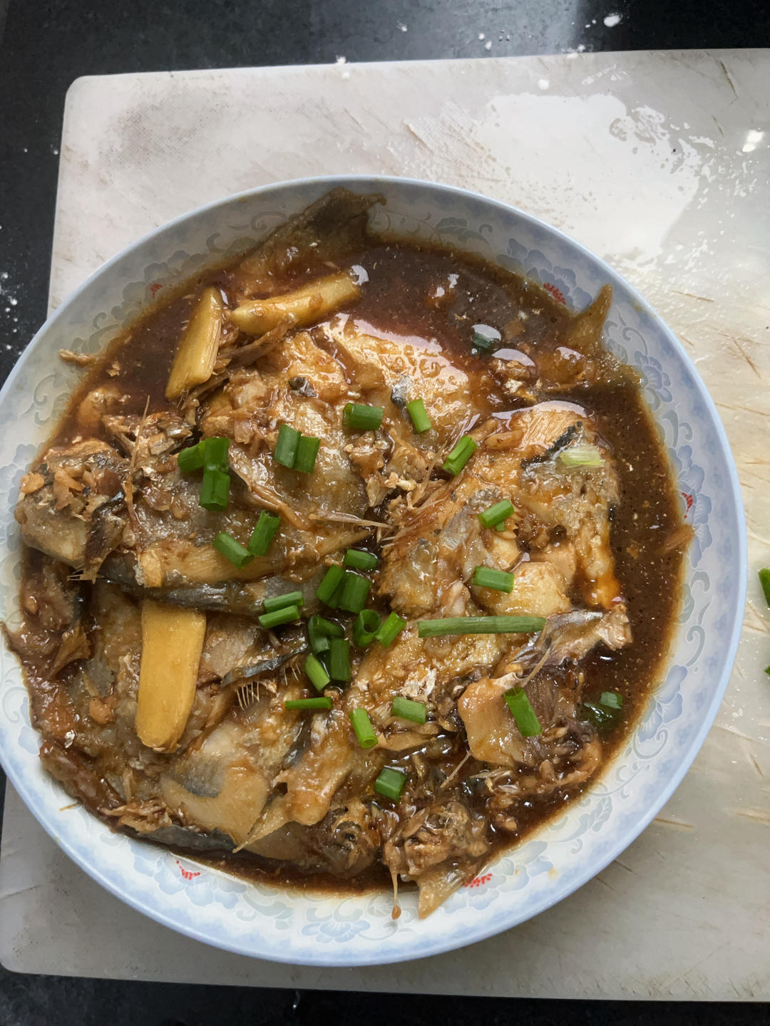 【家常菜】上海红烧鲳鱼