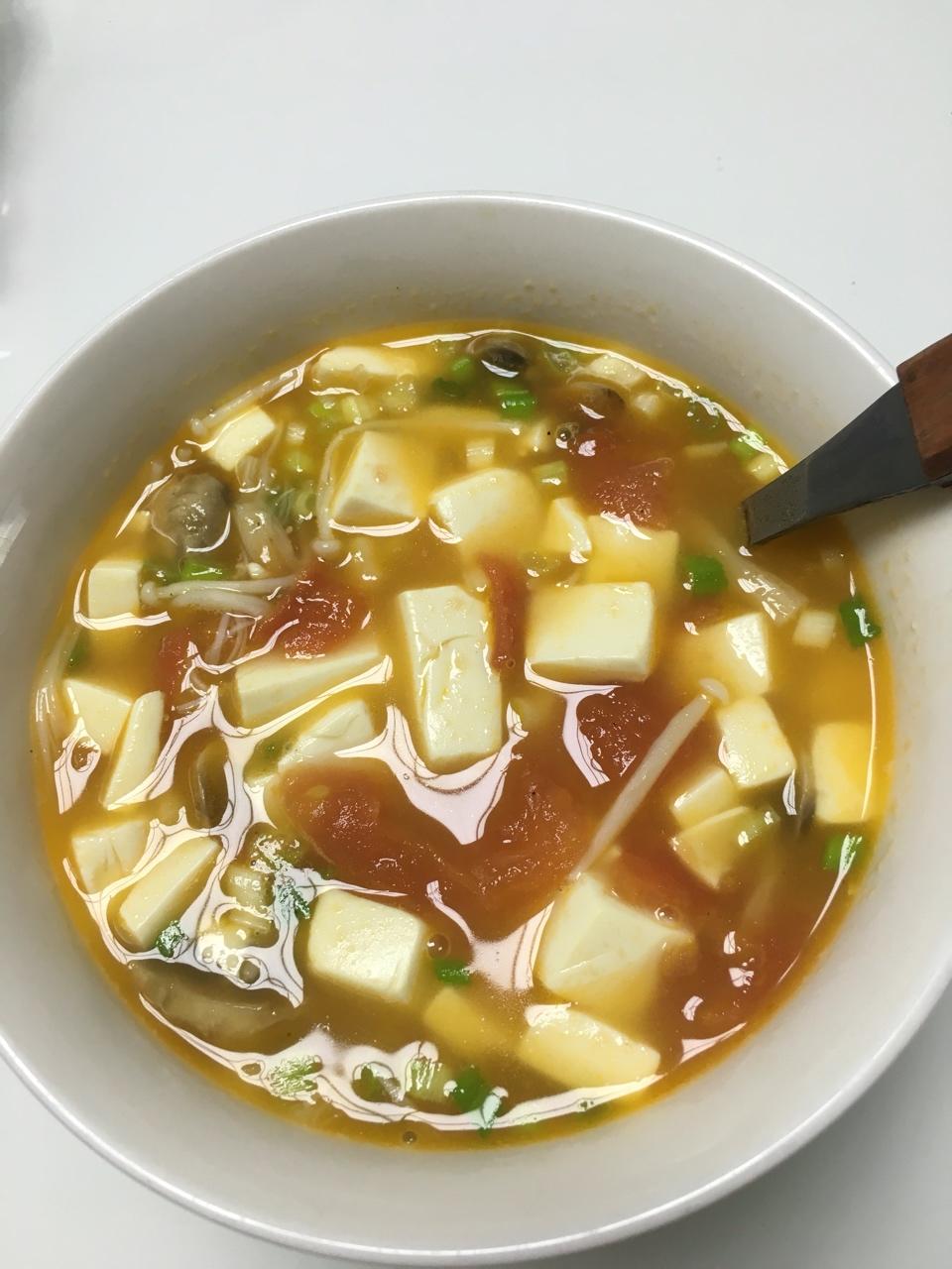 家常菜 番茄豆腐汤 张非墨做的番茄豆腐汤 张非墨