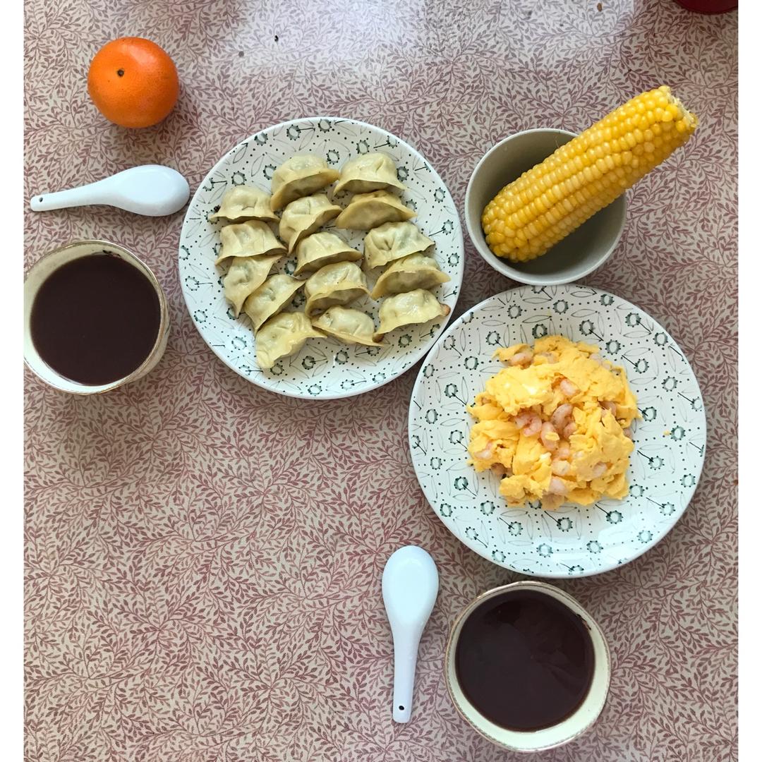 速冻水饺吃腻了吗~变锅贴吧(๑´ڡ`๑)