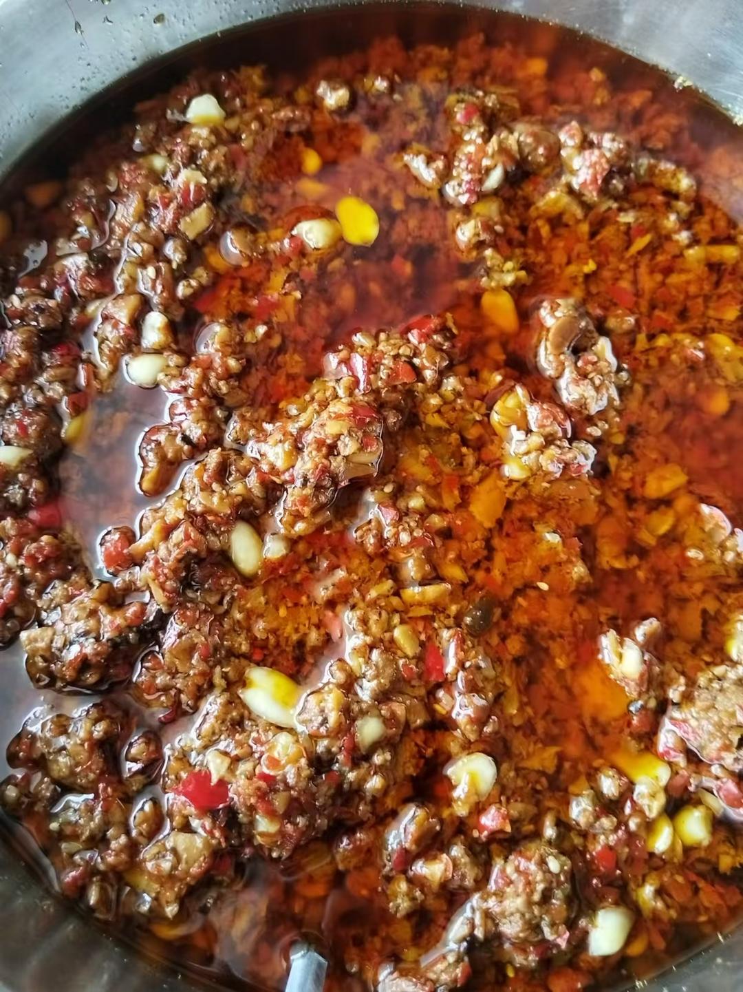 无敌下饭牛肉香菇辣椒酱