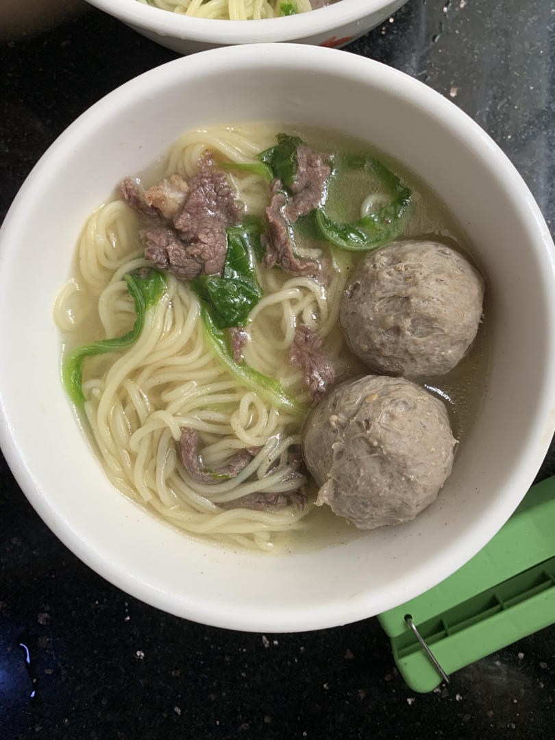 家庭版清汤牛肉面