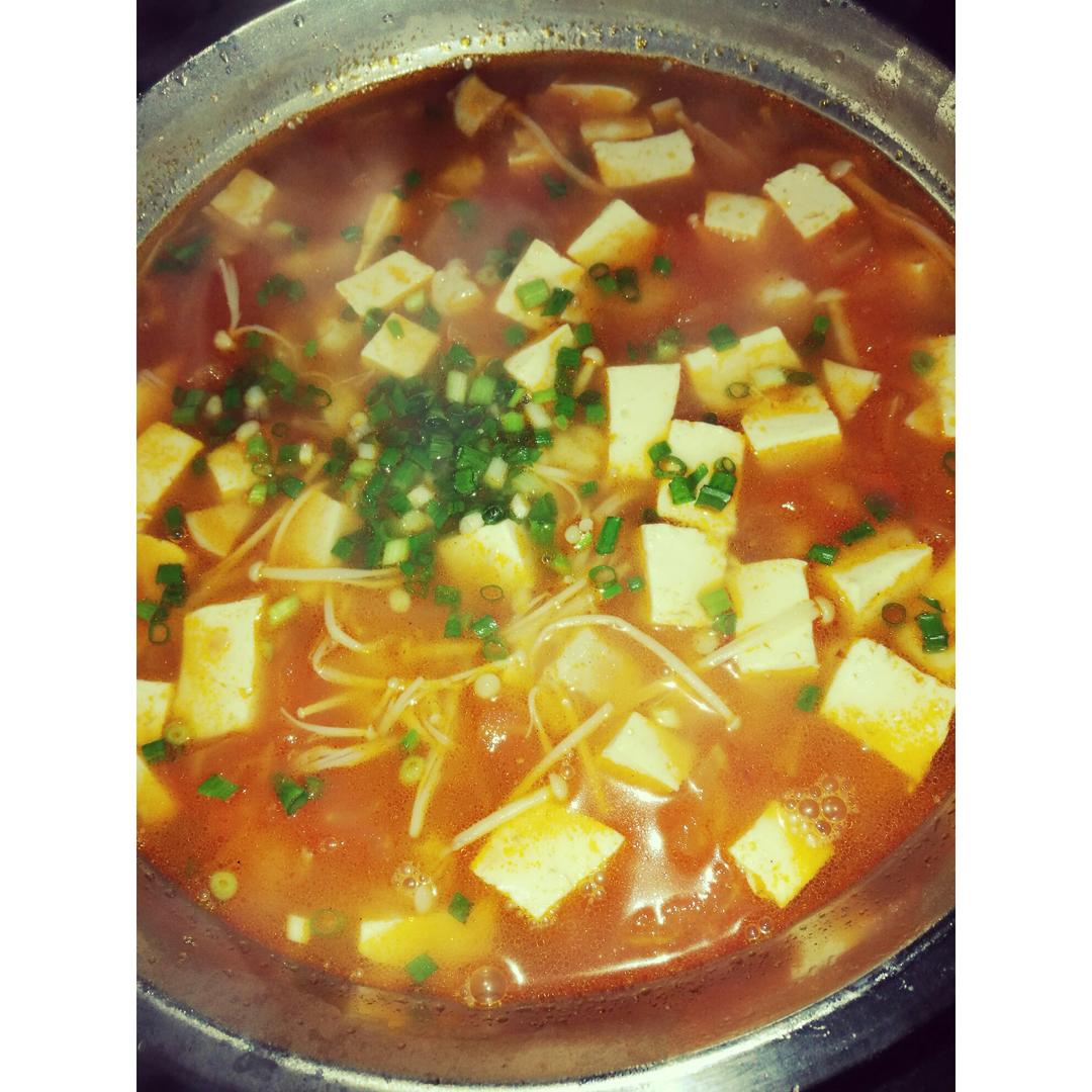龙利鱼豆腐煲