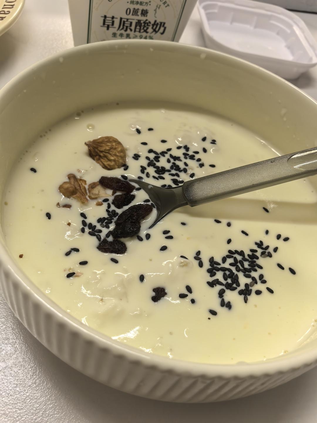 牛奶鸡蛋醪糟（酒酿甜品，不加小苏打的版本）