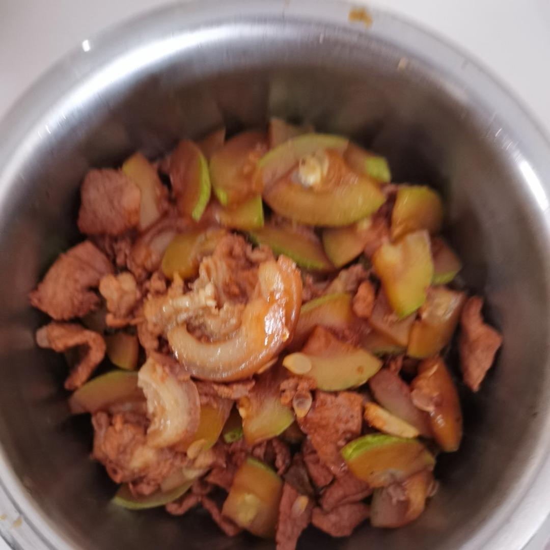 西葫芦炒肉