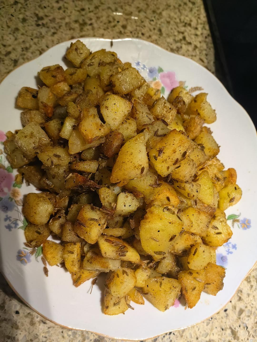 干煸孜然土豆丁