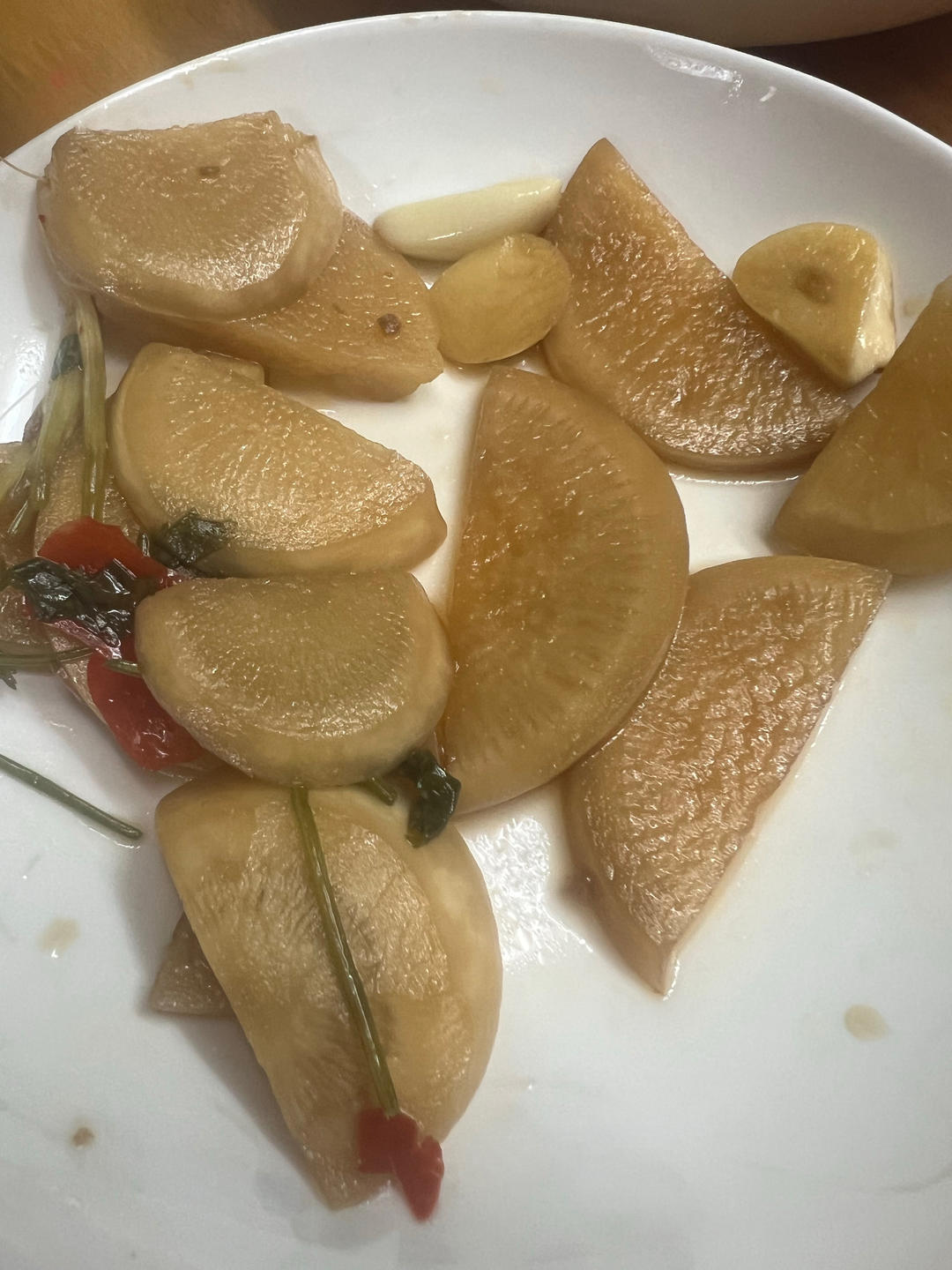 爽口开胃菜：腌萝卜片