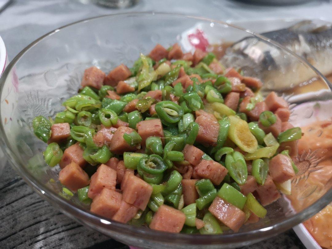 肉沫豆角下饭菜