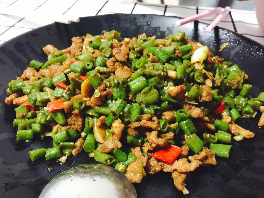 肉沫豆角下饭菜