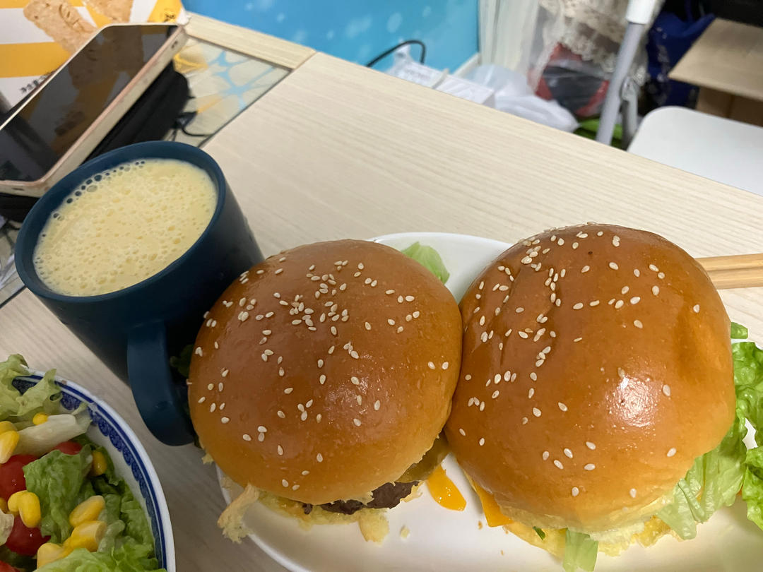 纽约网红shake shack的芝士牛肉堡(绵软面包胚&酱汁秘方)