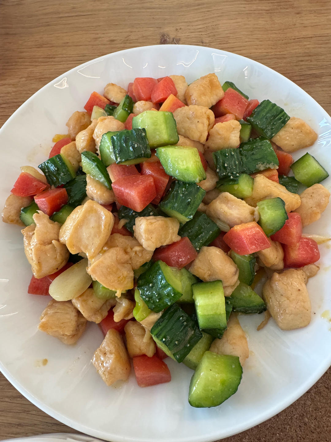 胡萝卜黄瓜鸡胸肉