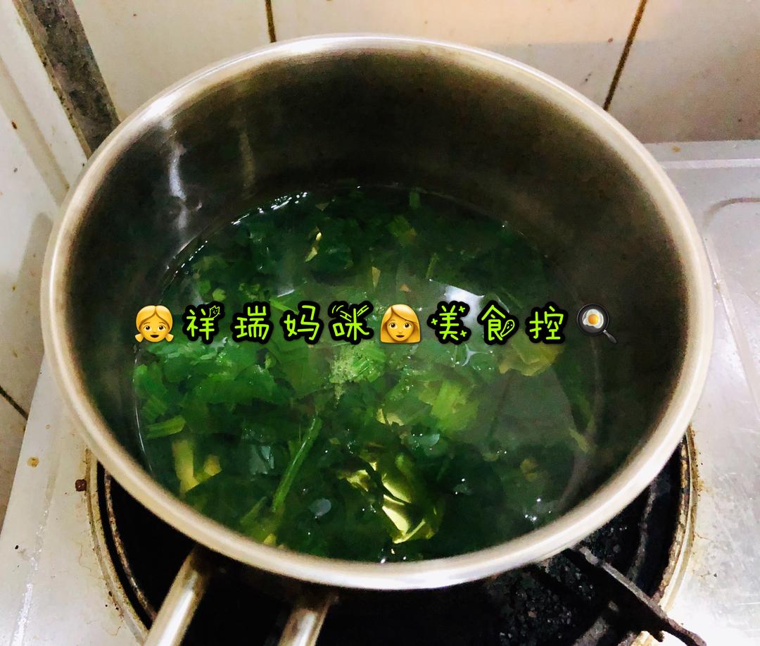 原创 仙草味道 私房菜 亲子味道 菠菜紫菜虾皮面 的做法步骤图 美食美色亲子食记 下厨房