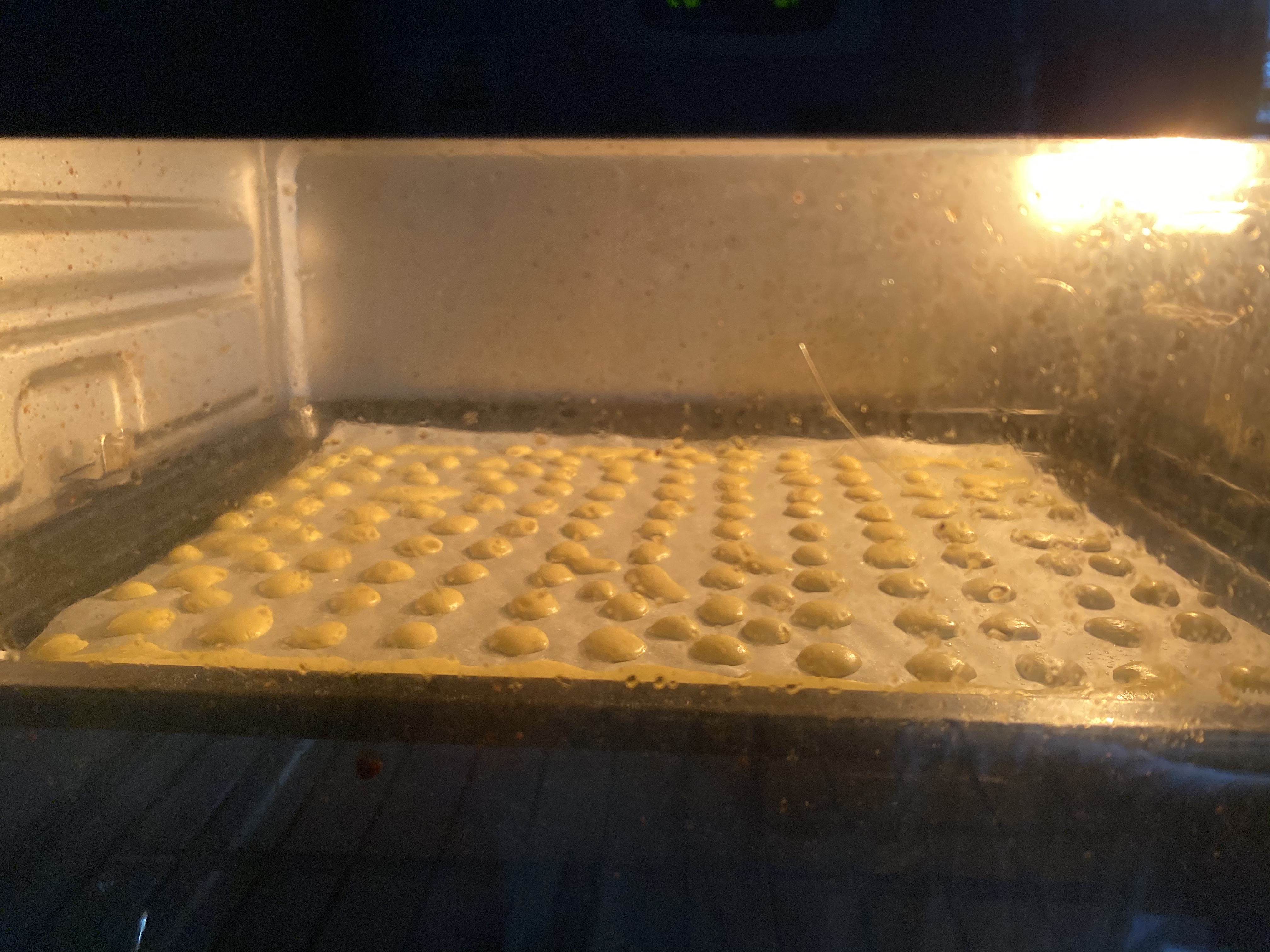 宝宝零食10分钟-蛋黄溶豆的做法 步骤6