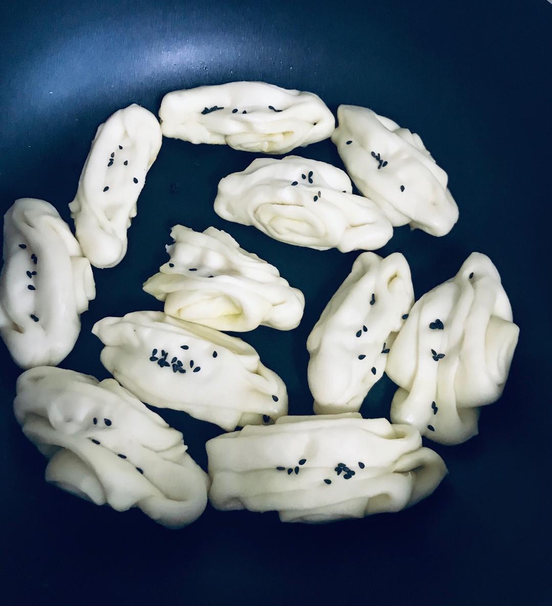 一定要做！—煎卷子【生煎花卷】