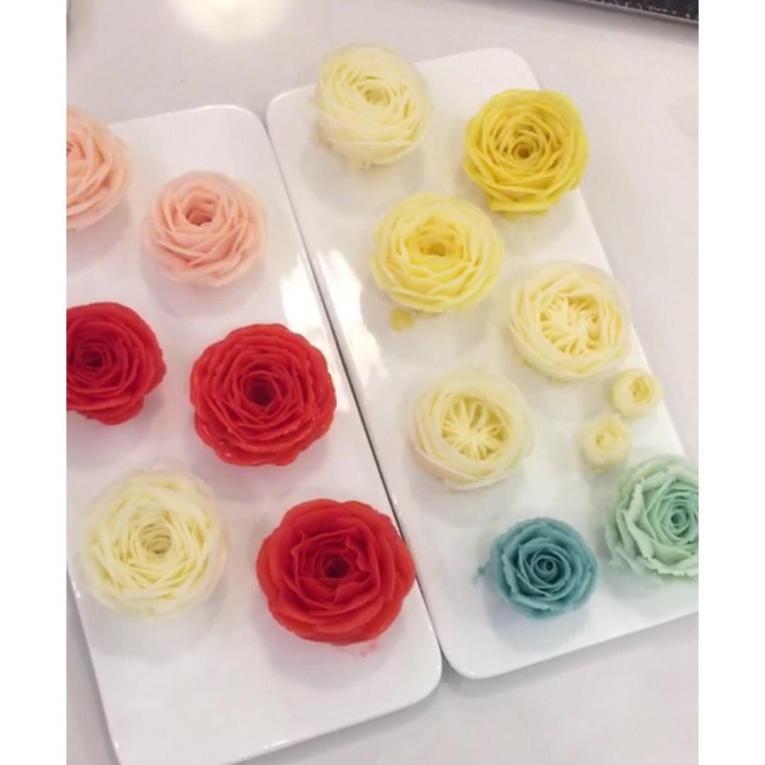 透明奶油霜的做法（12张大图为你解析！！！）