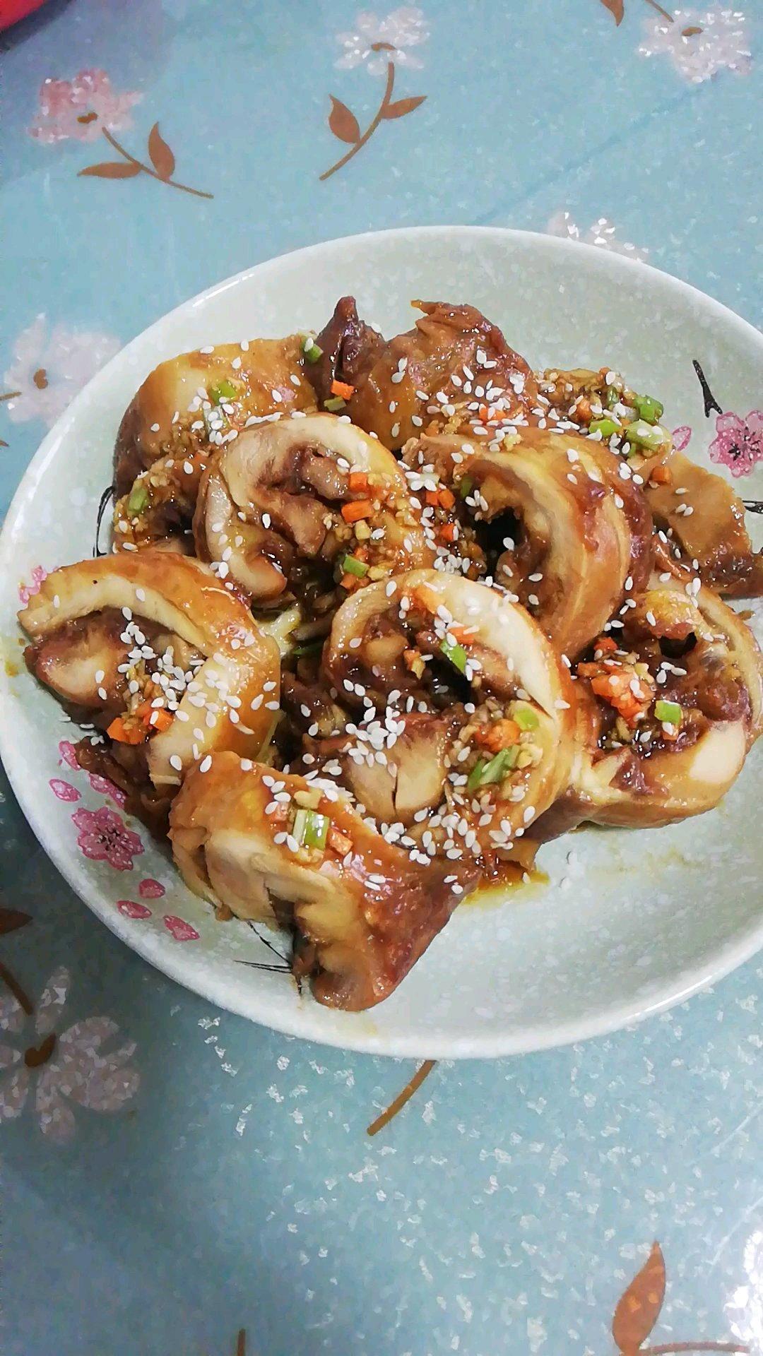 香菇蒸鸡腿肉
