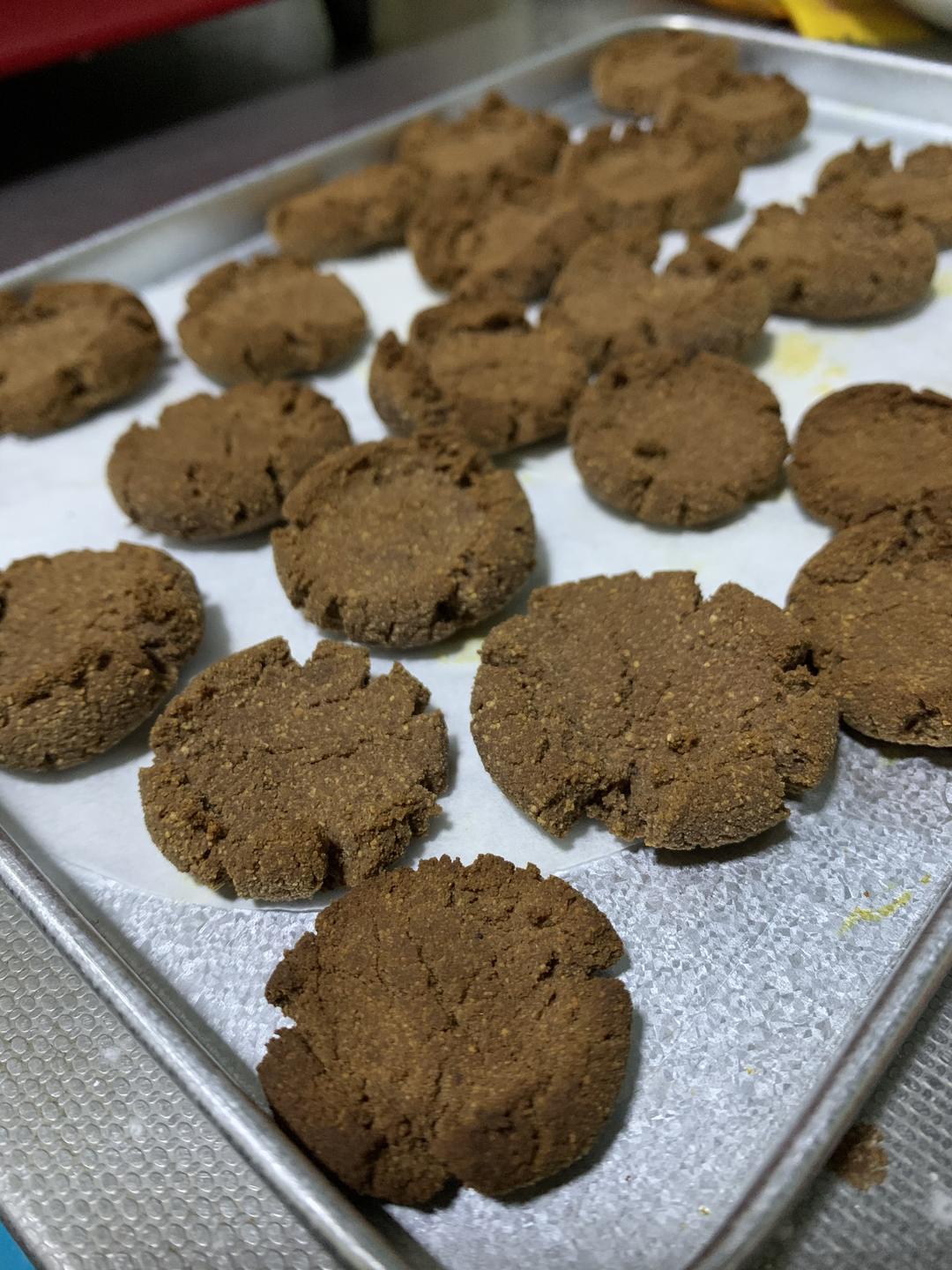 巧克力可可无麸质生酮杏仁饼干