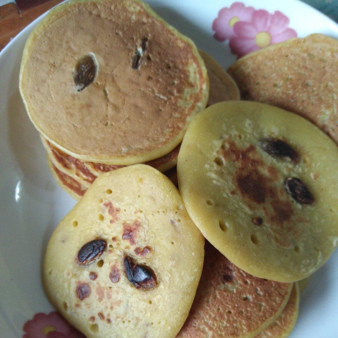 【减脂早餐】无油香蕉松饼（超简单）