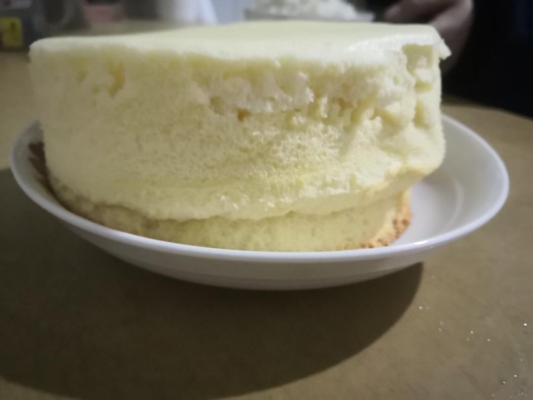 入口即化的酸奶蛋糕，又嫩又软都不用嚼，新手一看就会