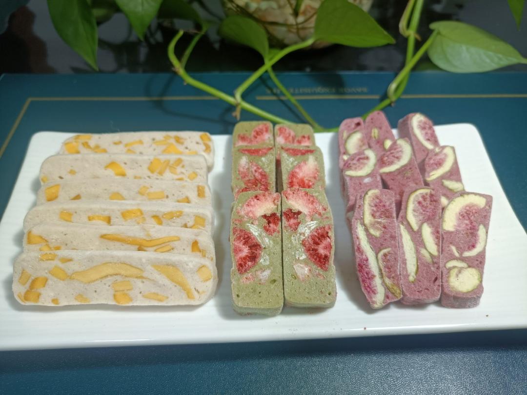 今年特别好卖的软糯牛扎奶糕 芒果草莓无花果3款口味 年货小零食