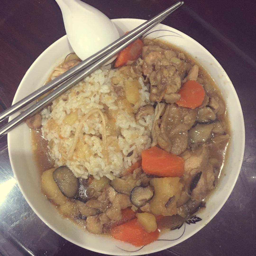 【黄焖鸡米饭】