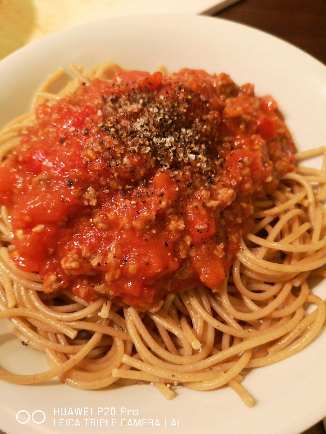 番茄肉酱意大利面
