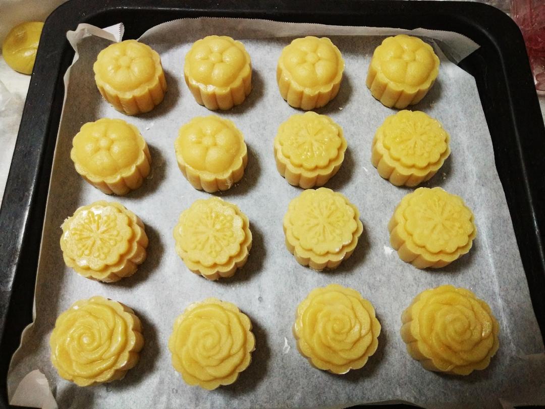 金沙奶黄月饼