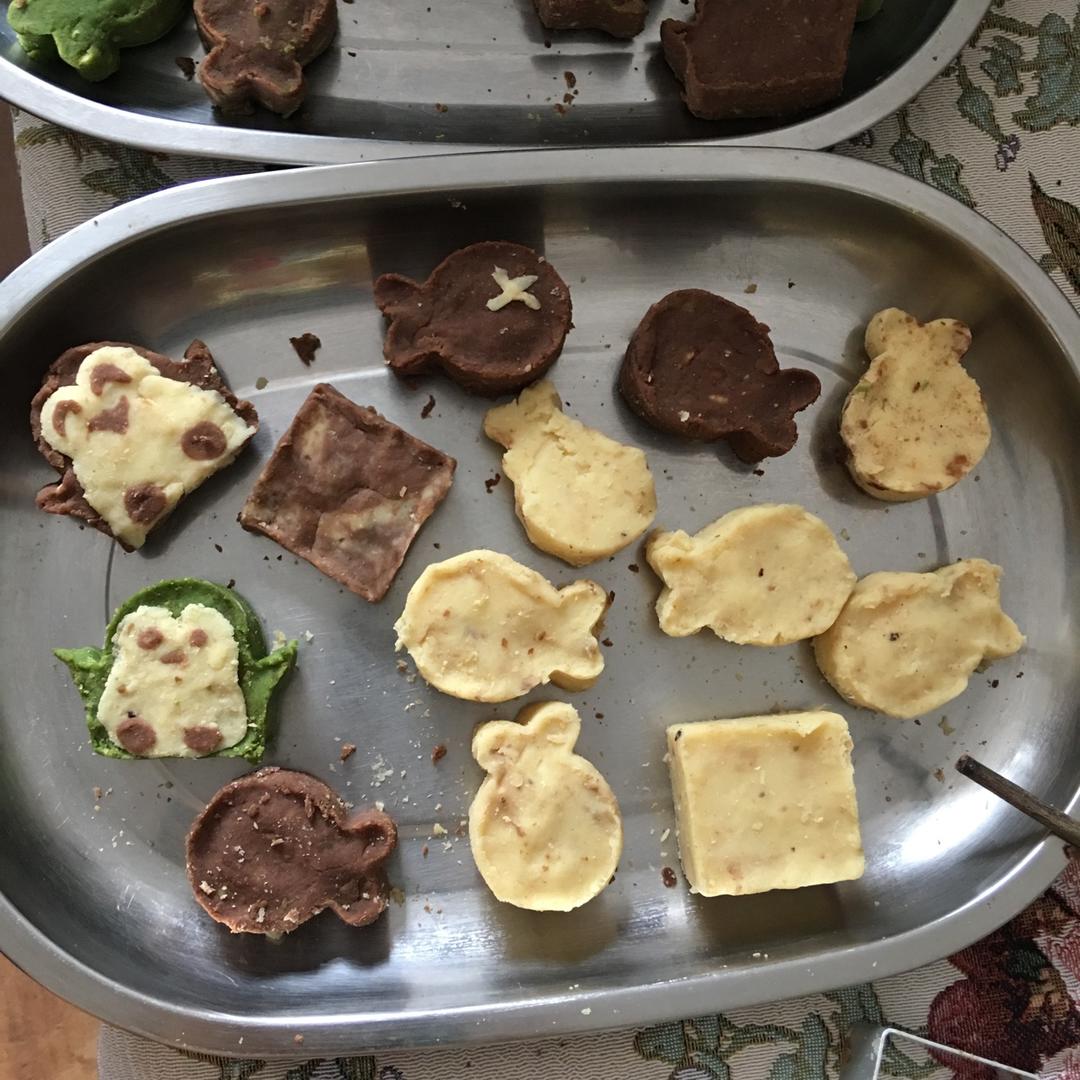 清凉解暑的【绿豆糕】含抹茶蔓越莓口味