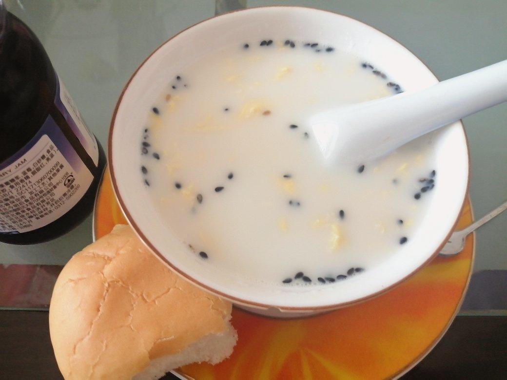 牛奶鸡蛋醪糟