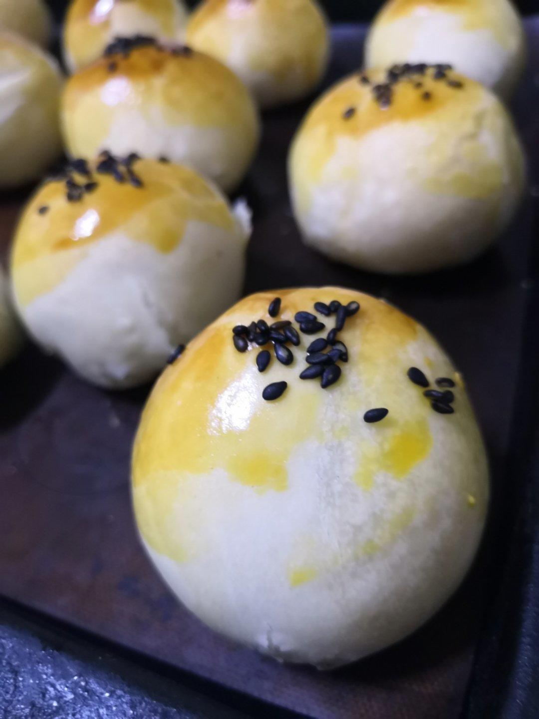 蛋黄酥
