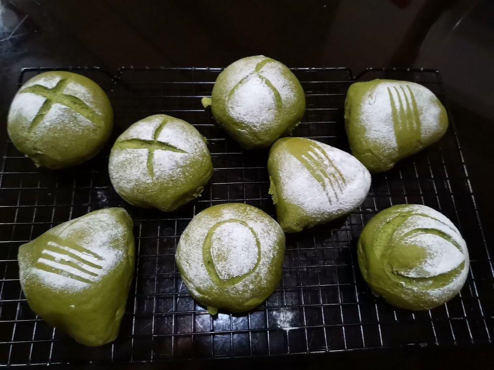 抹茶豆沙奶酪软欧包