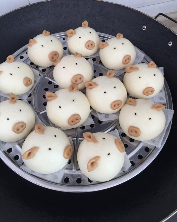 【酱肉猪仔包图片】蔡菜籽CL_下厨房