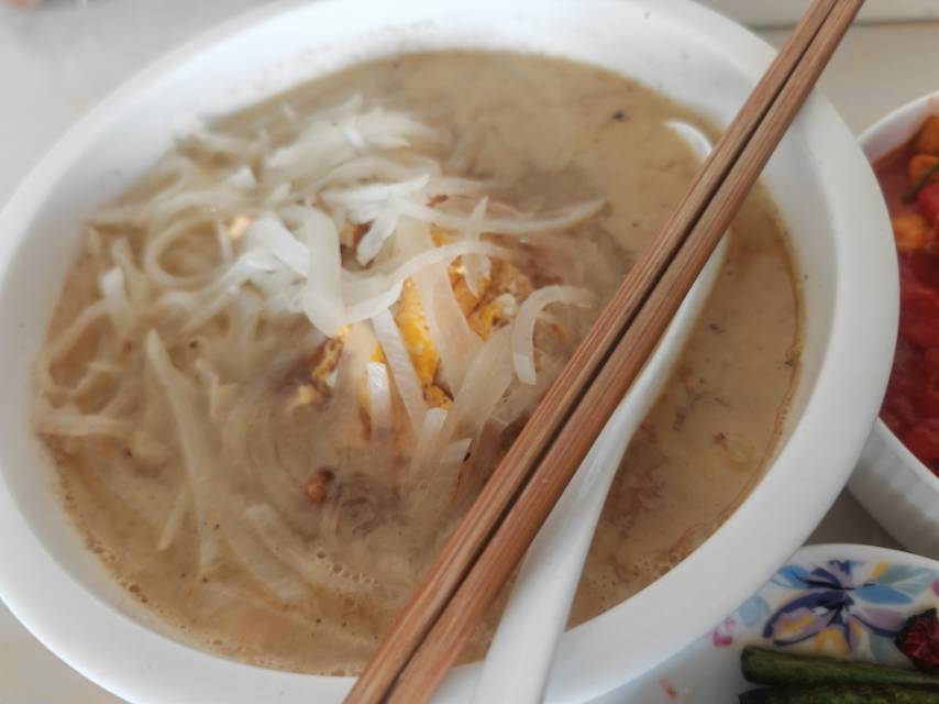 适合宝宝秋天喝的汤·煎蛋白萝卜汤