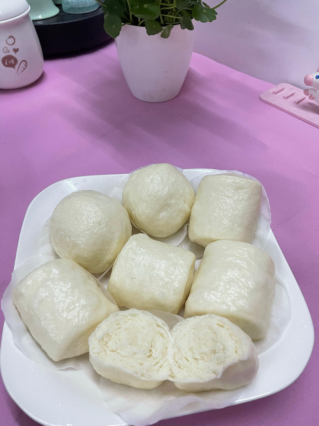 一发奶香小馒头，口感特别好！