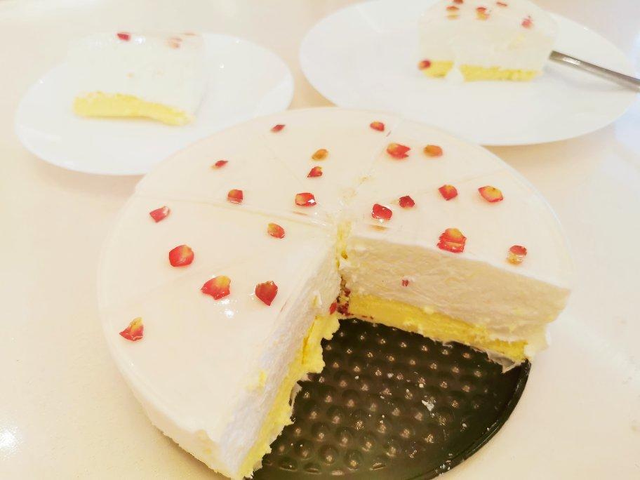 樱花镜面酸奶慕斯蛋糕