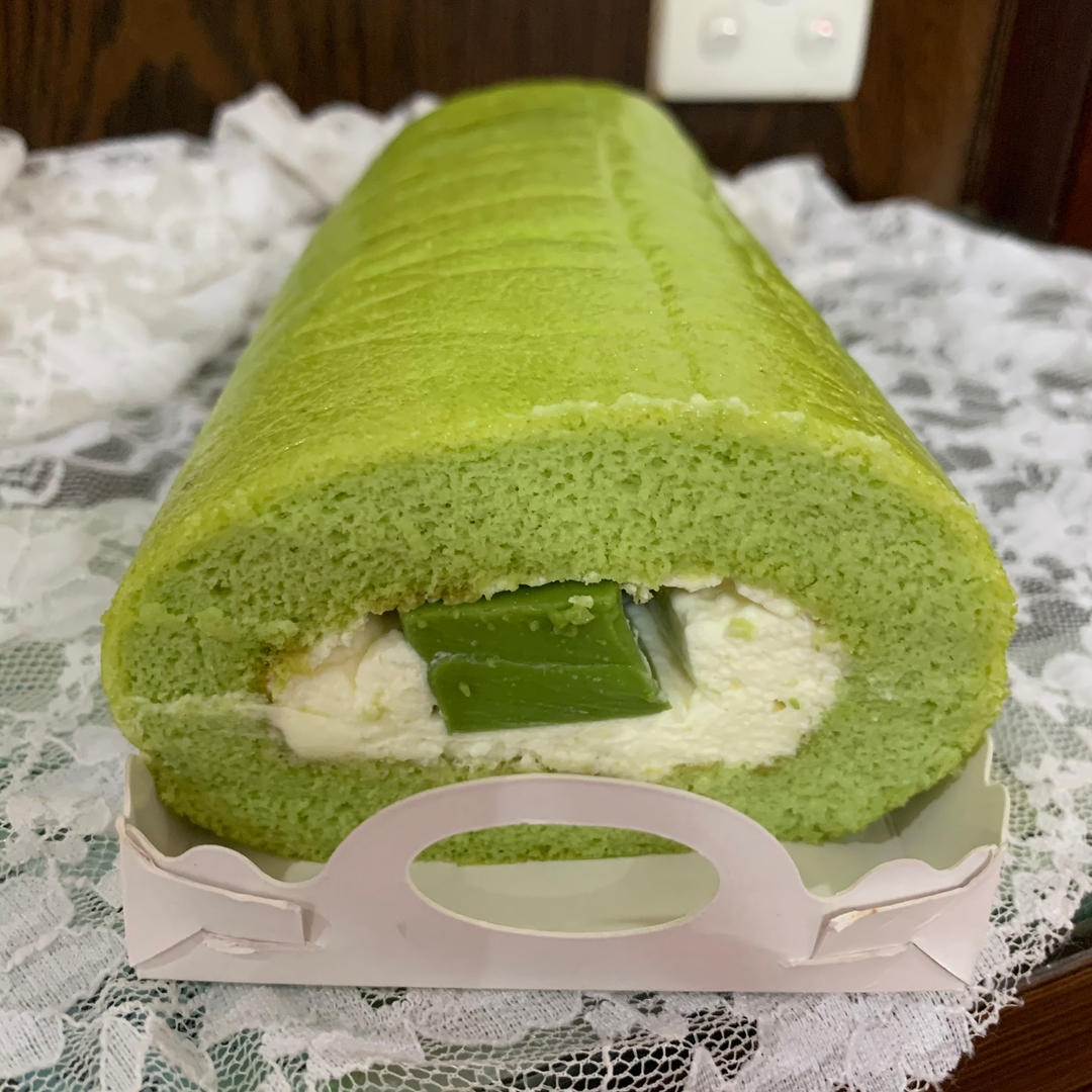 斑斓奶冻蛋糕卷