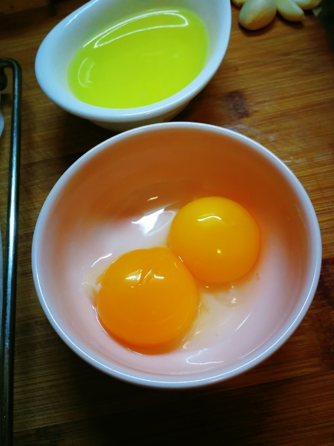 简易版紫薯蛋黄酥的做法 步骤6