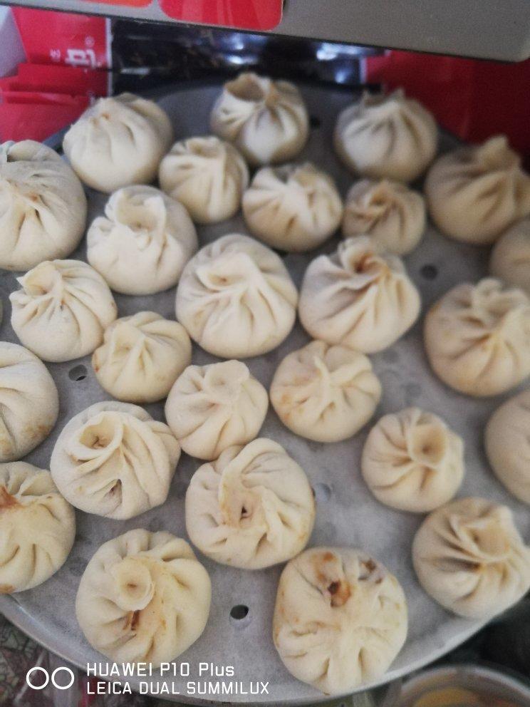 鲜肉包子