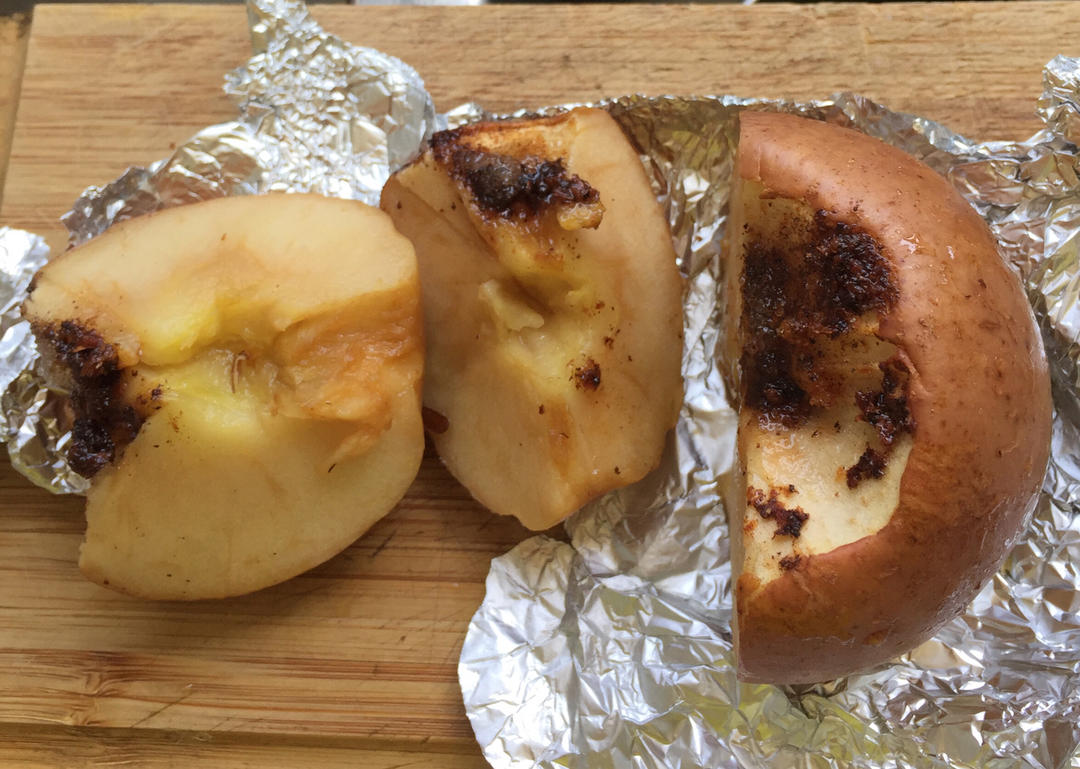 冬日肉桂烤苹果