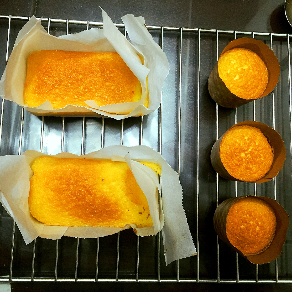 小嶋老师的海绵蛋糕