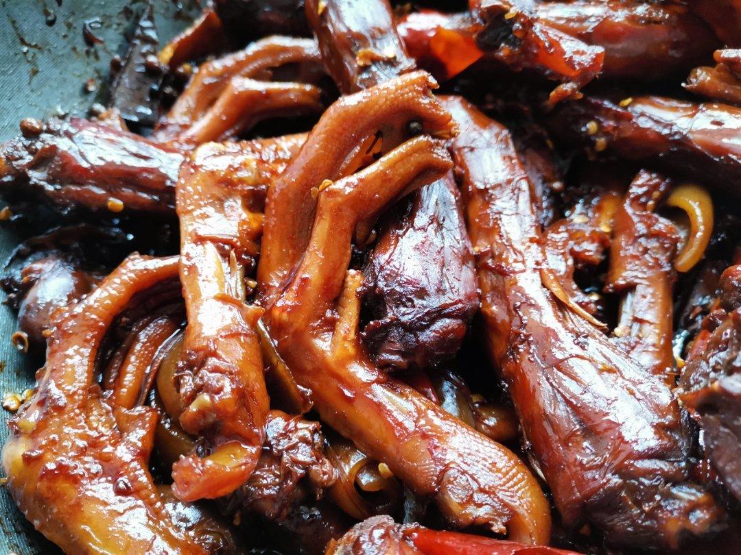 麻辣鸭锁骨（不输周黑鸭）