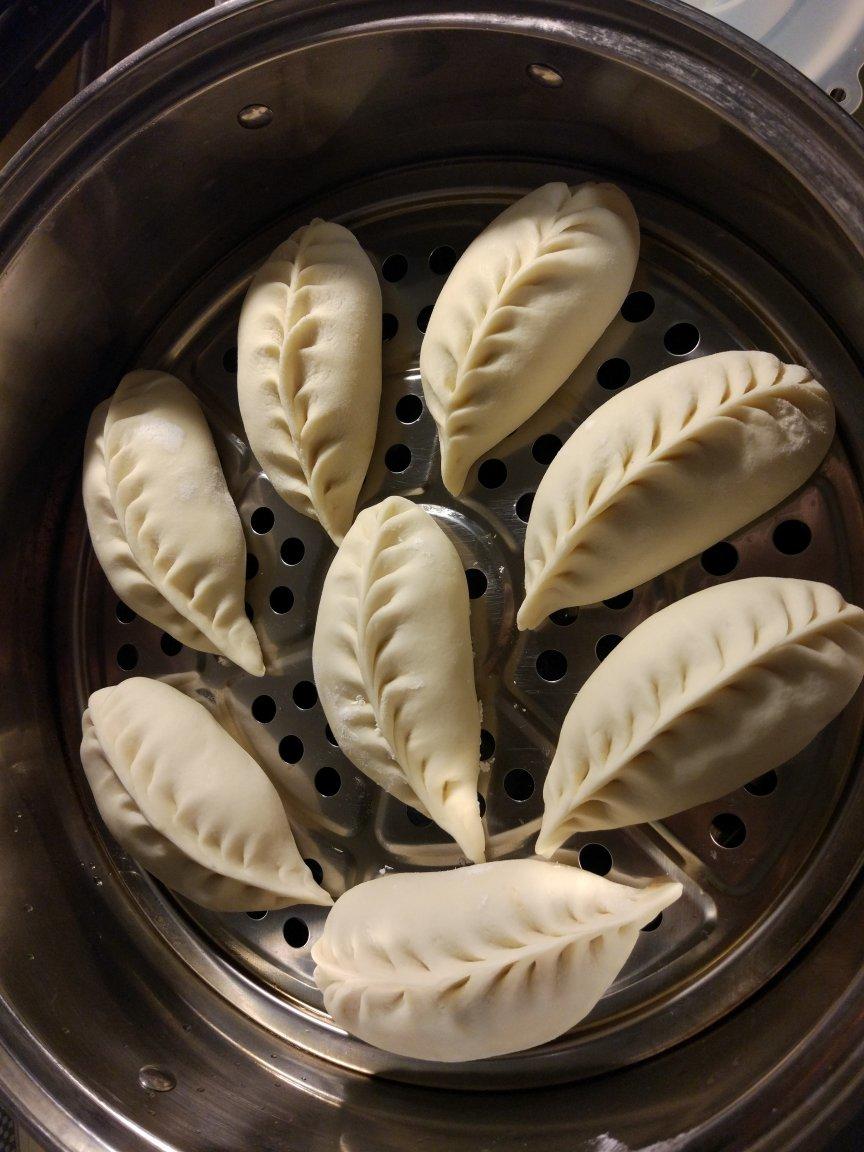 【弯柳叶包子包法图片】tracyw-1_下厨房