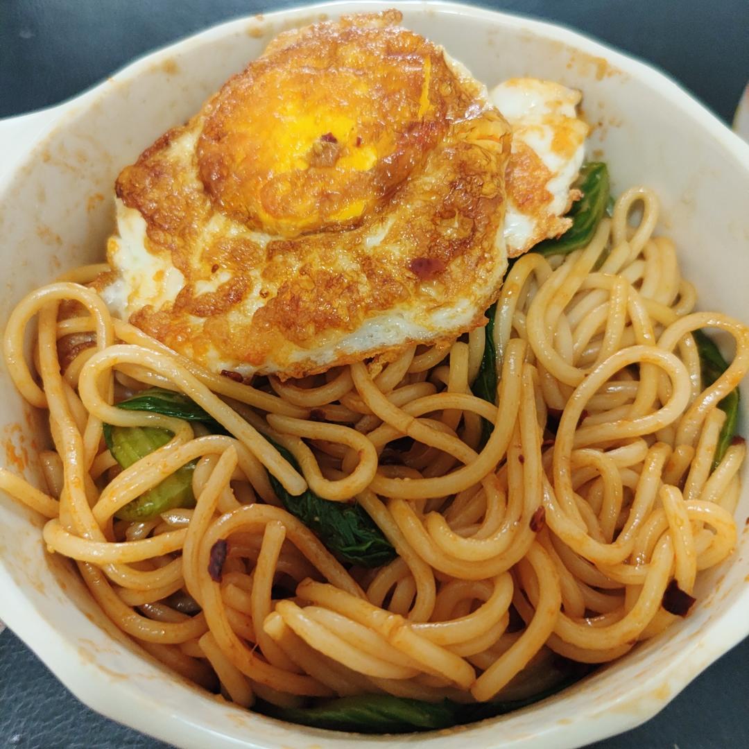 五分钟快手懒人必备巨好吃的花生酱拌面