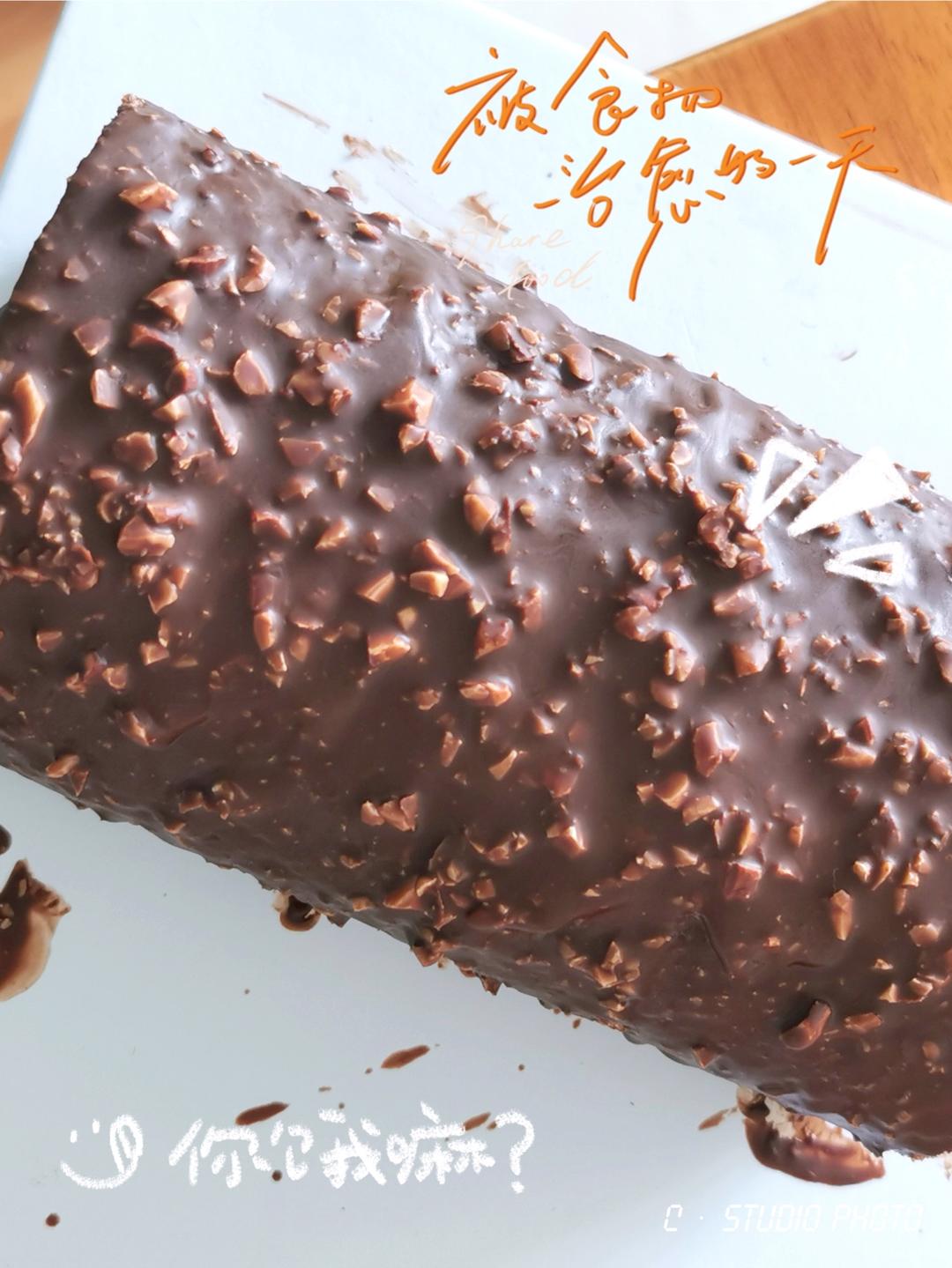 🍫梦龙蛋糕卷. 巧克力脆皮蛋糕卷 by pink-rabbit