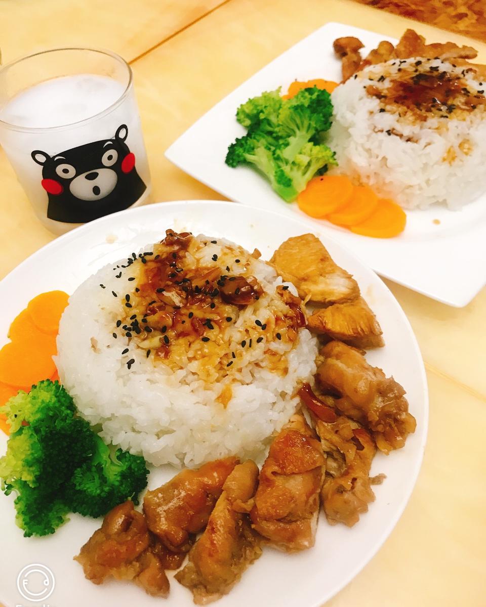 照烧蒜香版鸡腿饭的做法